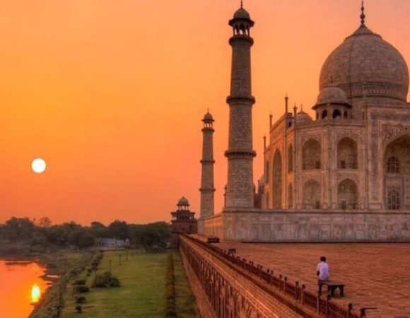 Sunrise Taj Mahal Tour